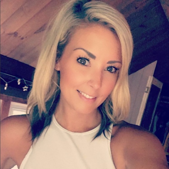 Meet your Posher, Meghan - Picture 1 of 1